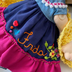 Frida e seu Papagaio Bonito - comprar online