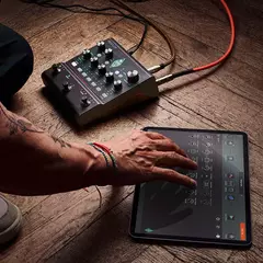 PEDAL KEMPER PROFILER PLAYER MODELADO AMPS IMPULSE REPONSE COLOR AZUL PETRÓLEO - comprar online