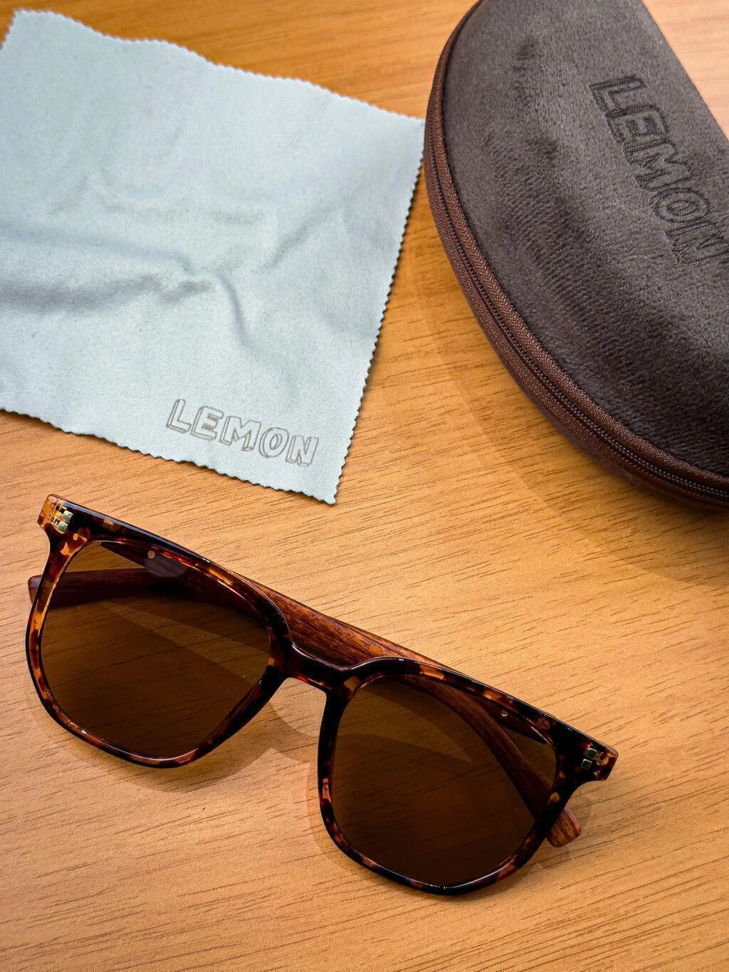 Óculos de Sol Lemon #105