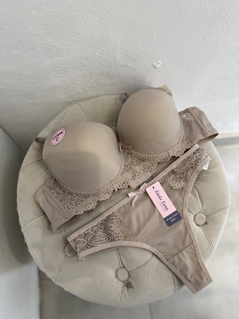 Conjunto importado