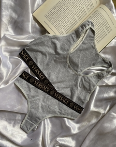 Conjunto Versace - comprar online