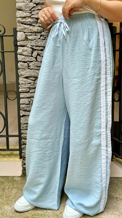 Calça Track Pants com listras nas laterais e elástico na cintura Virginia - loja online