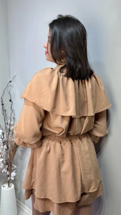 SHORT FLUIDO COM BABABO E ELASTICO NA CINTURA BLANCA - Lih Style | Moda Feminina 