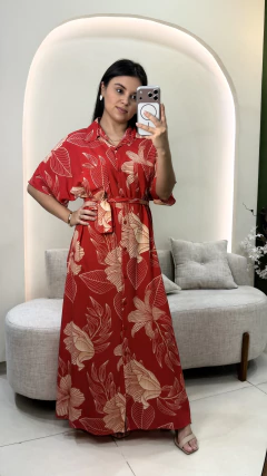 Vestido Midi com manga curta, botões e faixa na cintura Julieta - comprar online