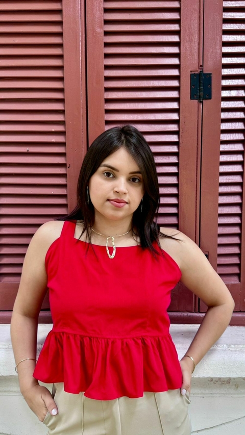 Blusa Ajustável ao corpo Rebeca
