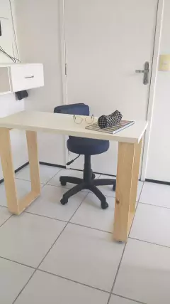 MESA DE ESTUDO ESCRIVANINHA JOSÉ 1M PINUS E MDF