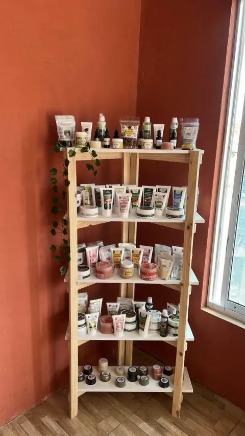 Estante em V desmontavel com 5 prateleiras