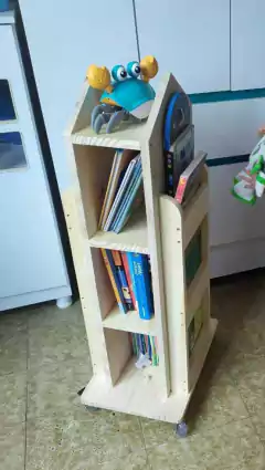 ESTANTE TORRE PARA LIVROS INFANTIL - comprar online