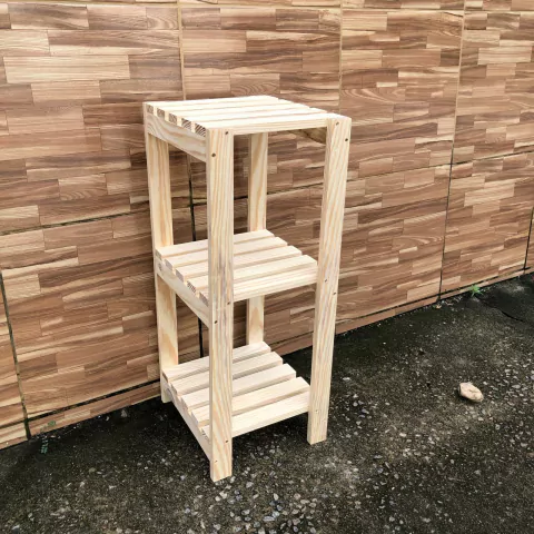 ESTANTE MULTIUSO PINUS NATURAL COM 3 PRATELEIRAS TERESINHA RIPADA