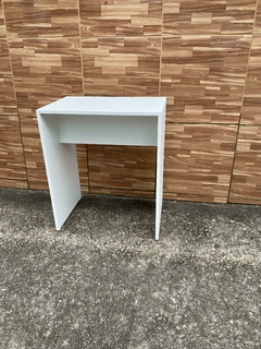 Mesa Celene sem gaveta branca - NoCaprichoWood - Móveis Rústicos de Pinus em Fortaleza