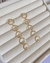 Brinco Arcos Pendentes com Ponto de Luz - comprar online