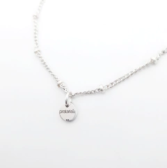 Pulseira de Prata Medalhinha Fixa Elo Groumet com Contas