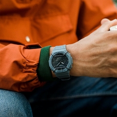 Relógio G-SHOCK Carbon Core Guard GA-2100PT-2ADR