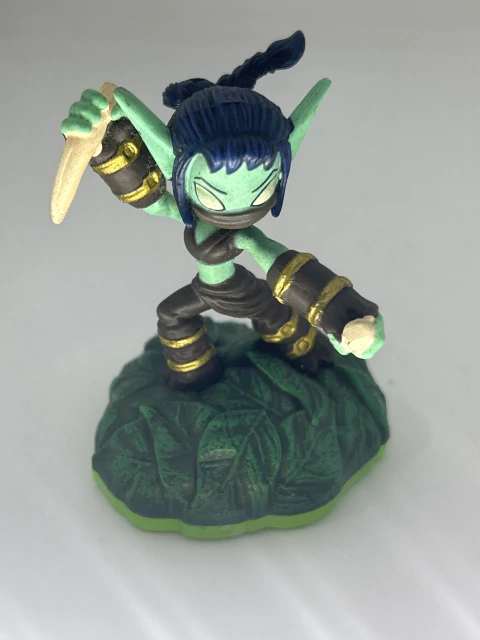 Skylanders Stealth Elf