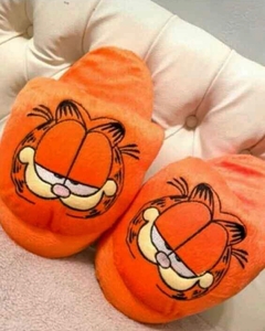 PANTUFLONES “GARFIELD” en internet