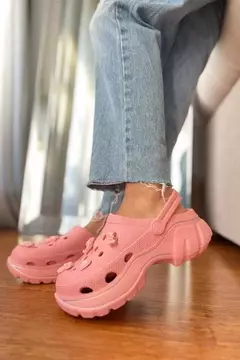 CROCS C/ PINS - Pantuflas Divertidas