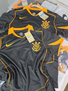 KIT CASAL - CORINTHIANS UNIFORME 3 2025 TAILANDESA TORCEDOR - na internet