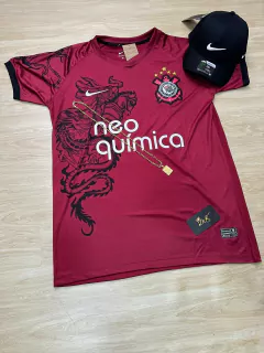 KIT CORINTHIANS RETRÔ 11/12 + BONÉ NIKE PRETO na internet