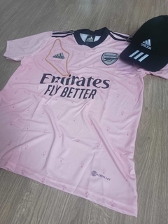 KIT ARSENAL ROSA 22 + BONÉ ADIDAS PRETO + CORRENTE na internet