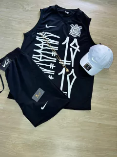 KIT REGATA -CORINTHIANS PRETA +BERMUDA NIKE PRETA + BONÉ NIKE BRANCO - Dk Store