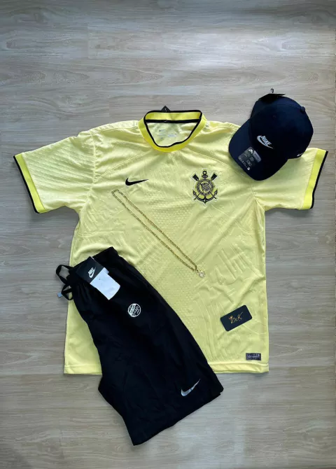 KIT CAMISA CORINTHIANS AMARELA + BONÉ NIKE PRETO + BERMUDA NIKE PRETO