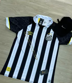 KIT SANTOS UNIF 2 23 + BONÉ NIKE PRETO na internet