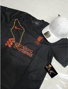 Kit Liverpool vermelha e Preta + Boné Nike Branco+ Corrente na internet