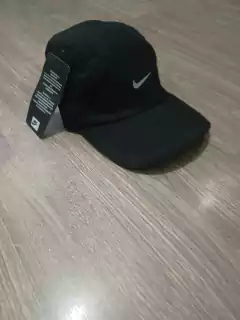 BONÉ NIKE PRETO REFLETIVO - Dk Store