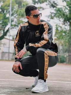 CONJUNTO - GUCCI PRETO COM DOURADO - comprar online