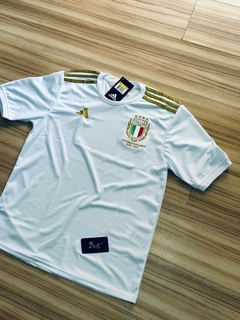 CAMISA ITALIA BRANCA COM DOURADO NOVA na internet