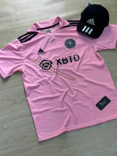 KIT MIAMI POLO ROSA MESSI + BONÉ ADIDAS PRETO na internet