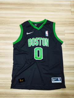 REGATA BASQUETE - BOSTON PRETA COM VERDE