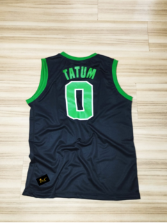 REGATA BASQUETE - BOSTON PRETA COM VERDE na internet