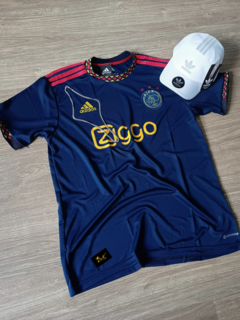 Kit Camisa Ajax Jogador II 22/23 + Boné Adidas Branco - comprar online