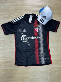 KIT SÃO PAULO NOVA CAMISA TERCEIRA 2023+ BONÉ ADIDAS BRANCO