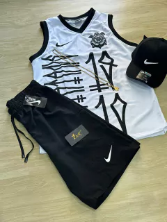 KIT REGATA -CORINTHIANS BRANCA +BERMUDA NIKE PRETA + BONÉ NIKE PRETO - comprar online