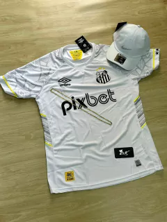 KIT SANTOS NOVA BRANCA + BONE NIKE BRANCO na internet