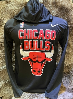 BLUSA MANGA LONGA - CHICAGO BULLS PRETA TORO