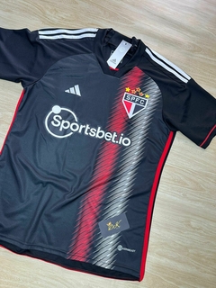 CAMISA NOVA TERCEIRA SÃO PAULO 2023 na internet