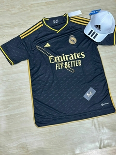 KIT -REAL MADRI PRETA NOVA JR 7 + BONÉ ADIDAS BRANCO na internet
