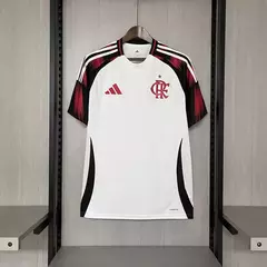 Modelo torcedor - Flamengo Uniforme 2 - 25/26 - comprar online