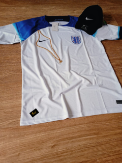 KIT-INGLATERRA NOVA COPA 22 + BONÉ NIKE PRETO + CORRENTE NIKE DOURADA - comprar online