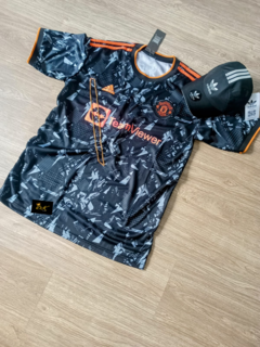 Kit Manchester United Jogador nova + Boné Adidas preto - comprar online