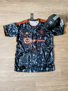 Kit Manchester United Jogador nova + Boné Adidas preto