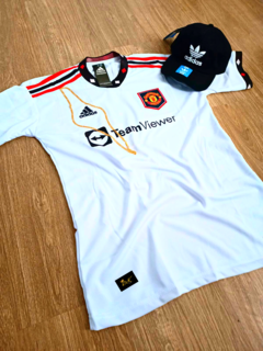 KIT MANCHESTER UNITED + BONÉ ADIDAS PRETO +CORRENTE - comprar online