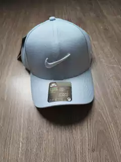 BONÉ NIKE BRANCO