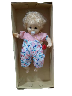 MUÑECA BETINA EN CAJA - COD: 1028 - El Pampa Distribuidora