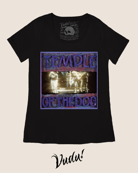 Blusinha preta com estampa de "Temple of the Dog" em letras coloridas e imagem estilizada.