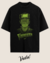 T-shirt oversized preta com estampa do Frankenstein em verde, da marca Vudu.