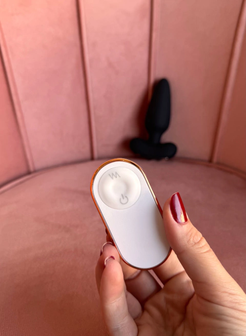 Albert - Plug Anal com Controle Remoto